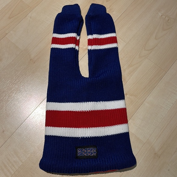 Hockey toque - Picture 4 of 4